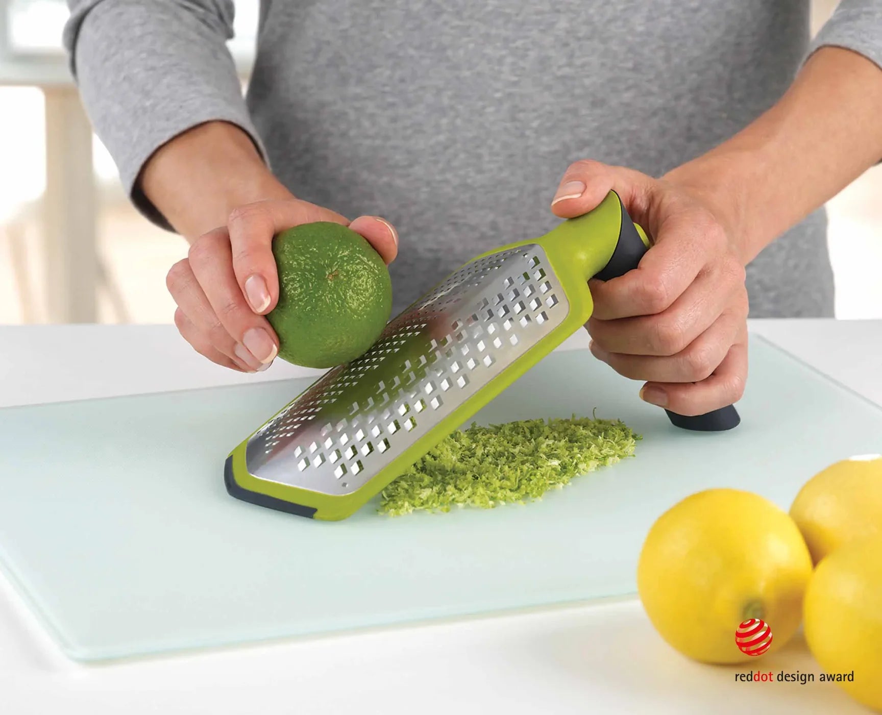 Joseph Joseph Twist Grater – Coarse & Fine