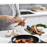 Joseph Joseph PeelStore Waste Collecting Peeler - Green