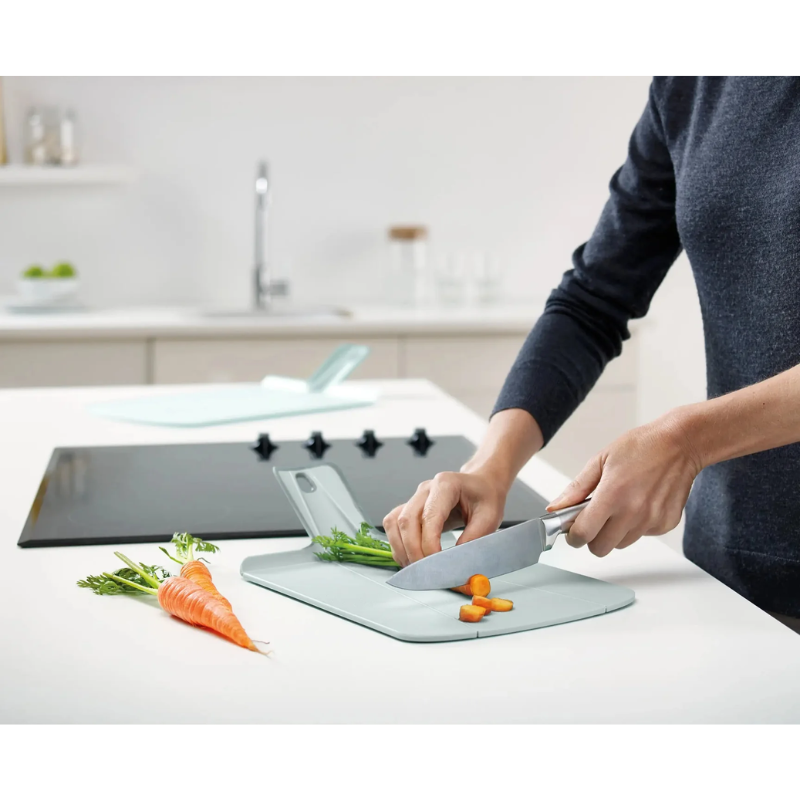 Joseph Joseph Chop2Pot Plus Small - Folding Cutting Board - Dove Grey