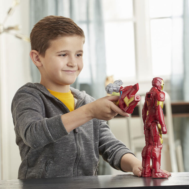 Marvel Avengers Titan Hero Series Blast Gear Iron Man