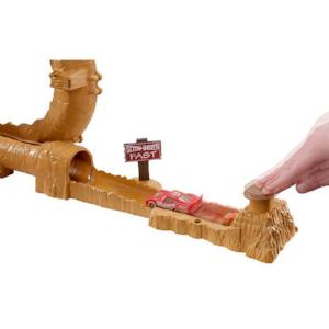 Disney Pixar Cars 3 Willy's Butte Transforming Track Set