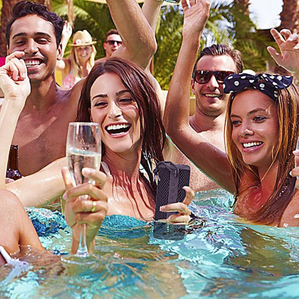 Lenoxx IPX7 Waterproof Bluetooth Speaker - Black