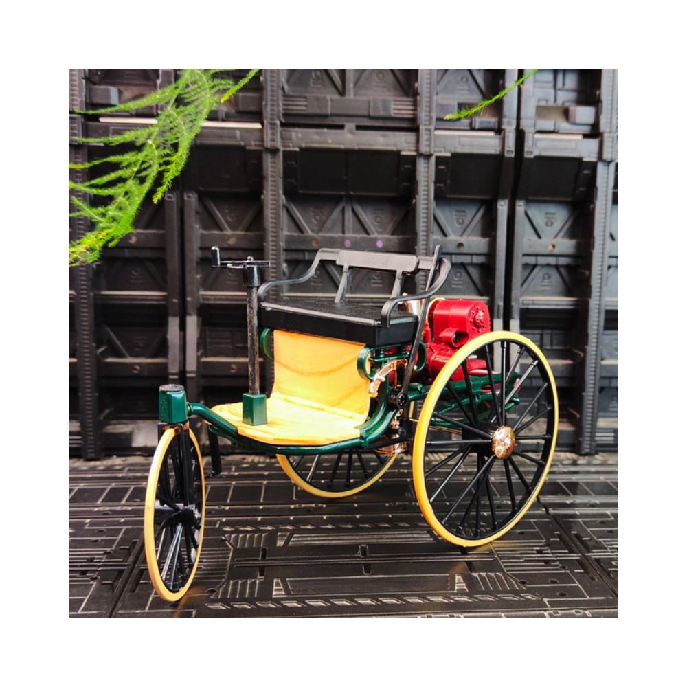 1886 Model Car 1:12 Scale Vintage