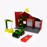 John Deere Power Drive Lift & Load Barn with Motorized Gator Playset