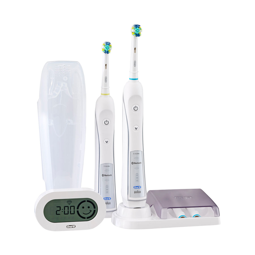 Oral-B PRO 5000 Electric Toothbrush 2 Handle Pack incl. 4 Brush Head Refills & Travel Case