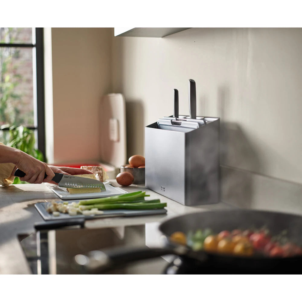 Joseph Joseph 8-Piece Folio Plus Knife & Chopping Board Set