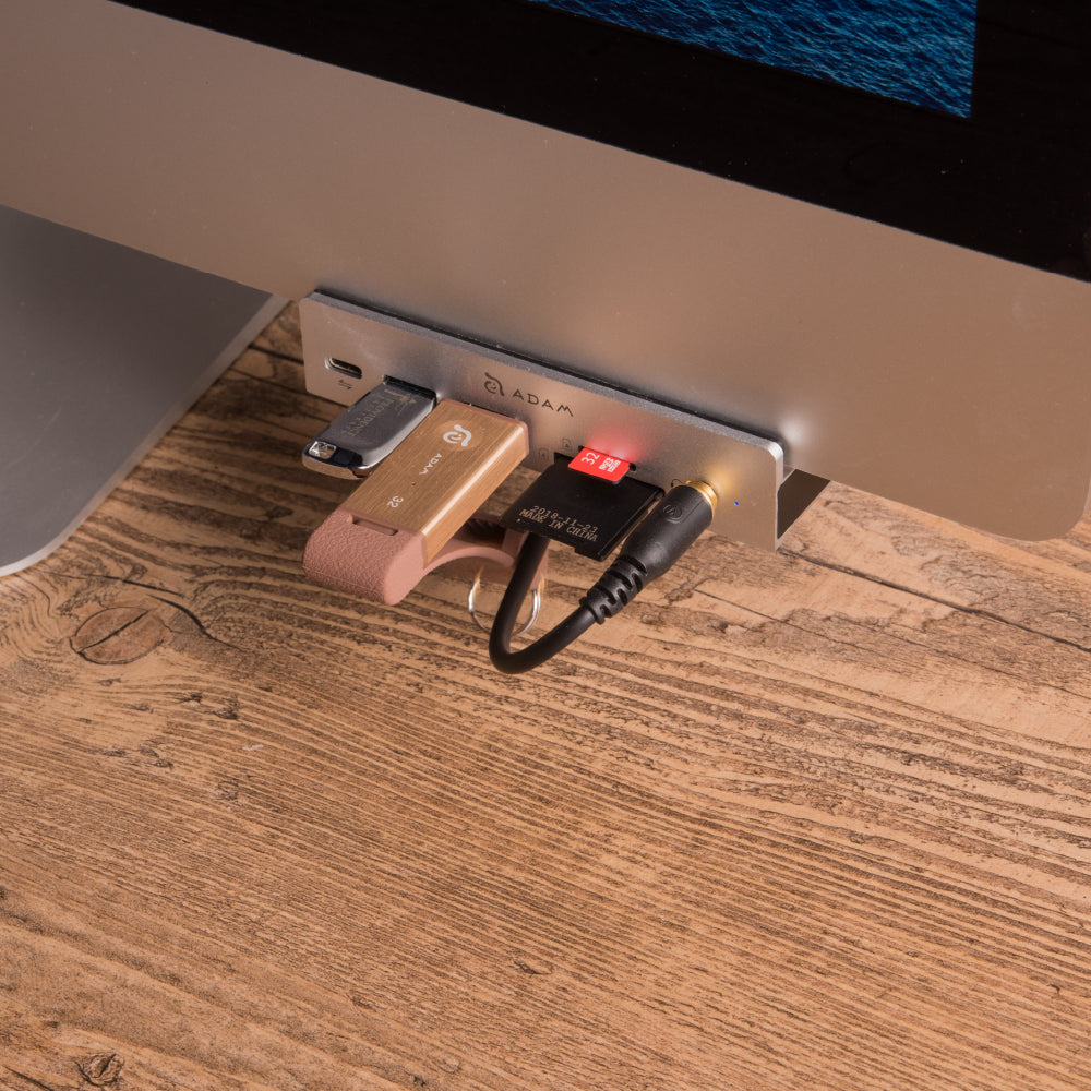 Adam Elements USB-C 3.1 - 8 port Hub for iMac & iMac Pro