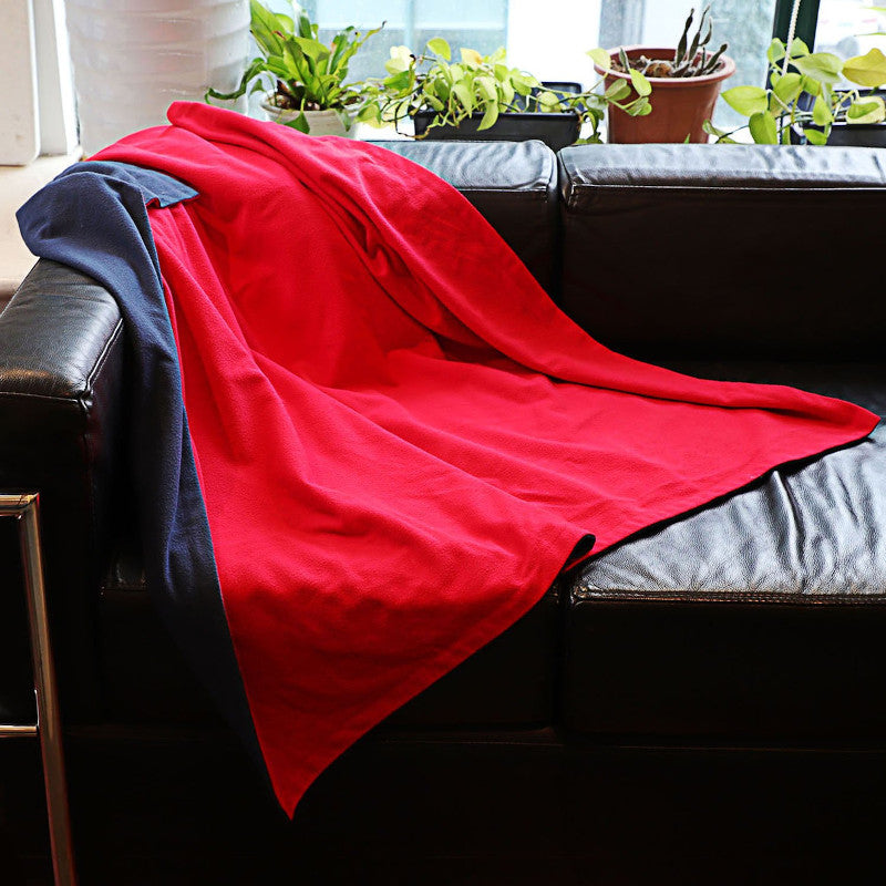 Newtton USB Heated Fleece Blanket With Phone Charger Power Bank