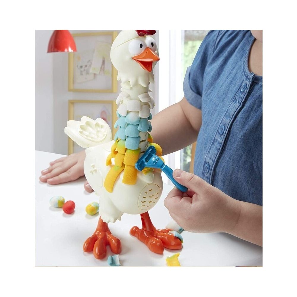 Play-Doh Animal Crew Cluck-a-Dee Feather Fun Chicken Playset