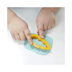 Play-Doh Animal Crew Cluck-a-Dee Feather Fun Chicken Playset